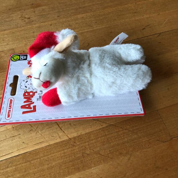 Lamb Chop" Plush Cat Toy With Catnip Pet Fun Multipet - Picture 2 of 5
